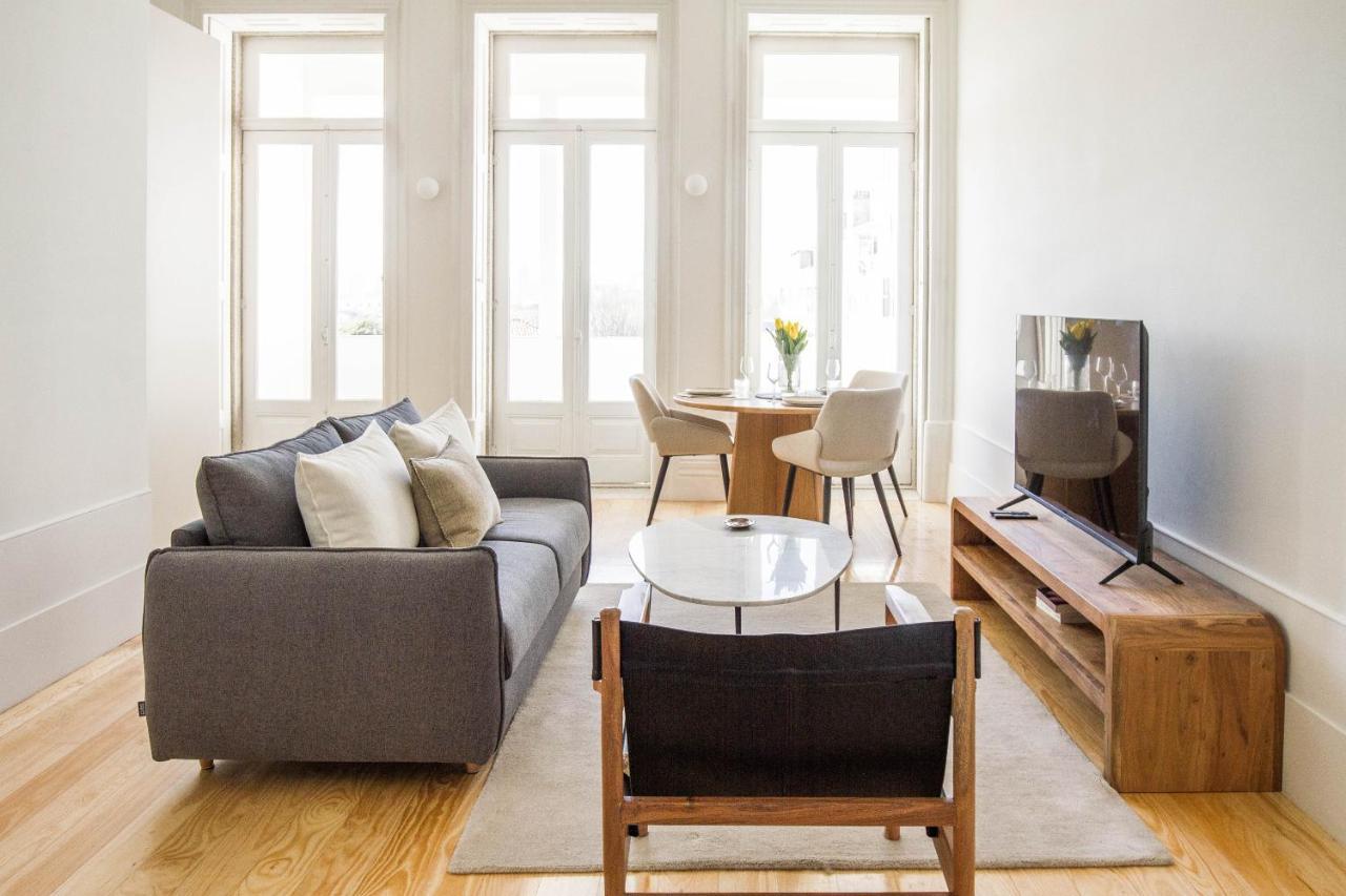Modern Charming Loft With Balcony In Central Porto Kültér fotó